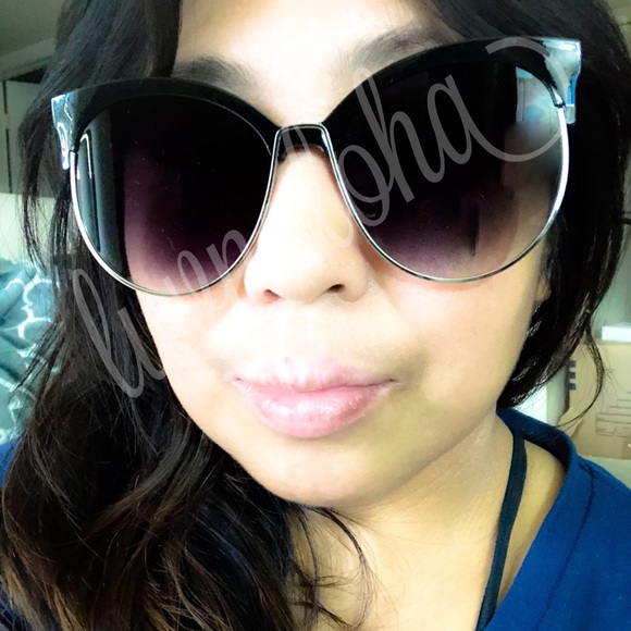 Accessories - Oversized 63mm Round Cat Eye Sunnies